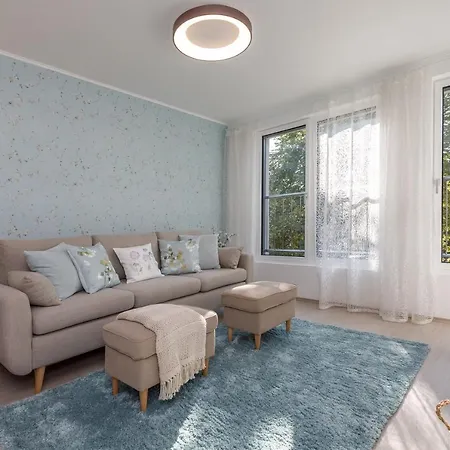 Veronikapartman - Brand New & Cozy - With Underground Garage * Heviz