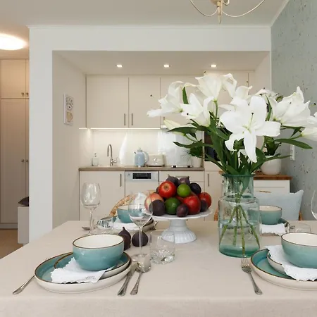Veronikapartman - Brand New & Cozy - With Underground Garage Apartment Heviz